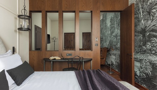 Executive Suite, Fireplace