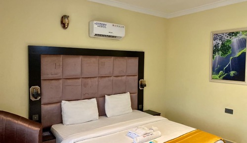 Luxury Room