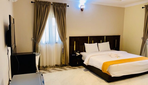 Exclusive Suite