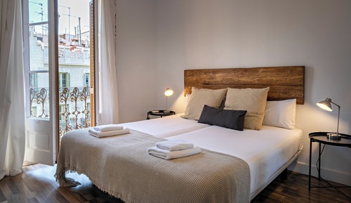 Classic Apartment, Balcony, City View