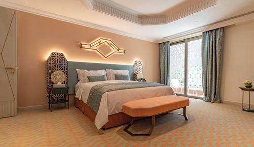 Grand Villa