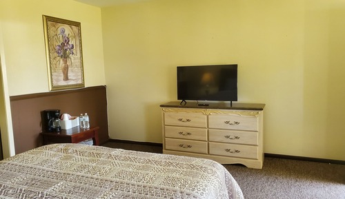 Single Room, Lake View
