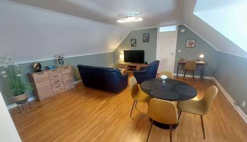 Comfort Apartment, City View