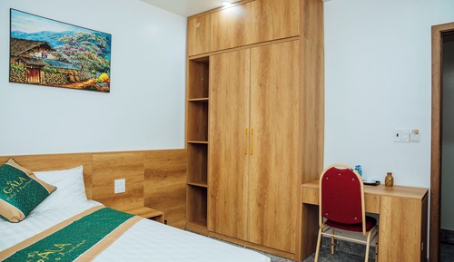 Double Room, Mountain View