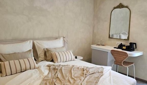 Twin Room, Mountain View