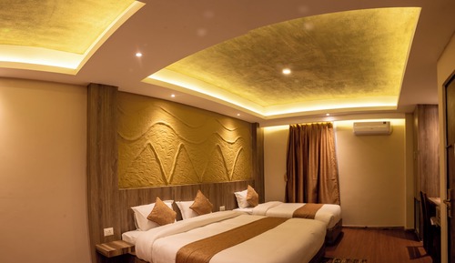 Luxury Triple Room, City View