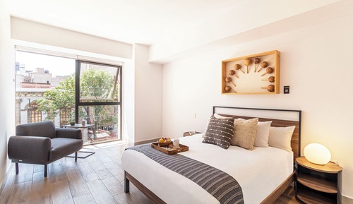 One Bedroom Deluxe Apartment