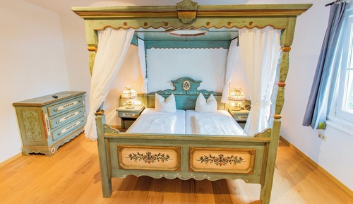 Traditional Apartment