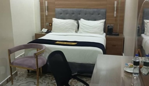 Deluxe Single Room