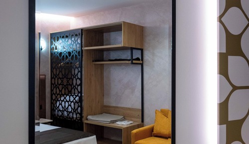 Deluxe Double Room with Extra Bed