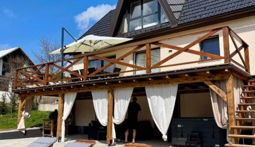 House (Three Bedroom Holiday Home)