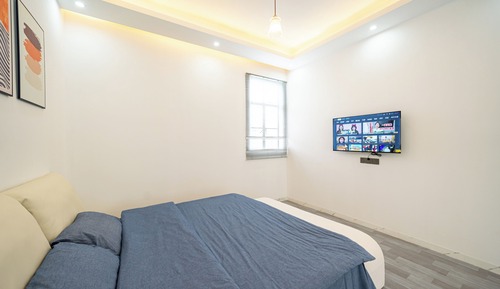 Elite Double Room, 1 Queen Bed, Courtyard View