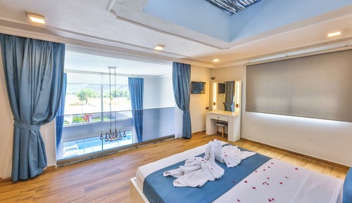 Family Villa, Mountain View