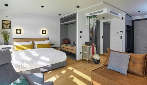 Deluxe Suite with Sea View
