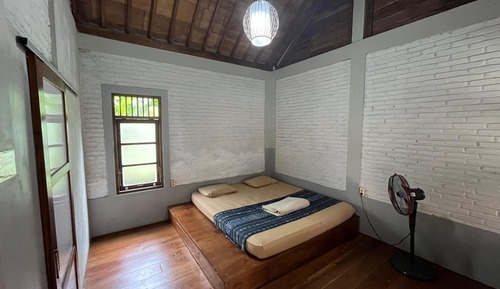 Economy Double Room, Balcony