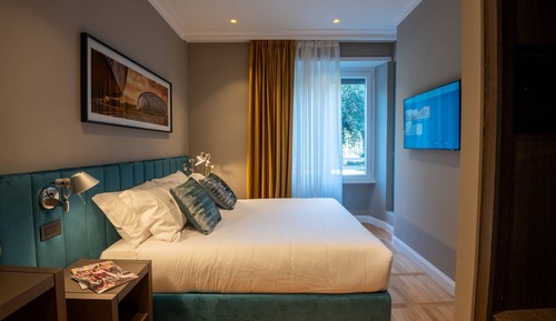 Deluxe Double Room, City View