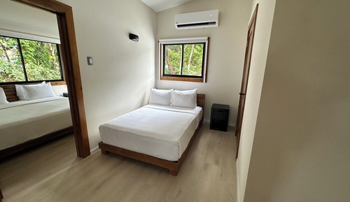 Family Room, Multiple Beds