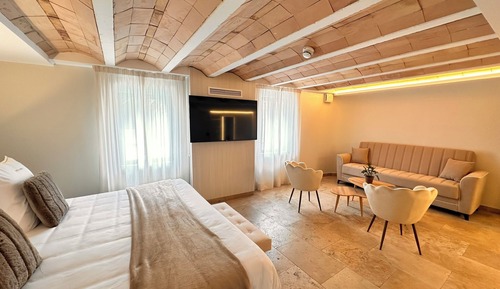 Junior Triple Room