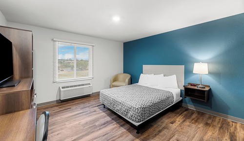 Suite, 1 Queen Bed, Non Smoking