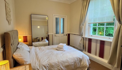 Double Room, Garden View (Not Pet friendly)