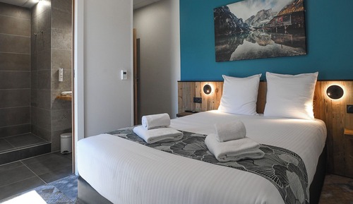 Double Room, Mountain View