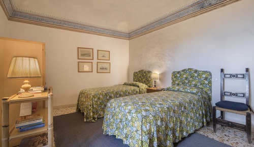 Traditional Condo