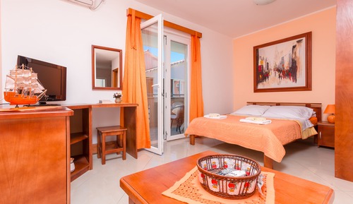 Panoramic Studio