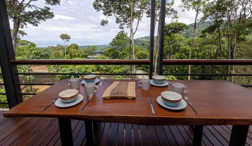 Family Villa, Mountainside