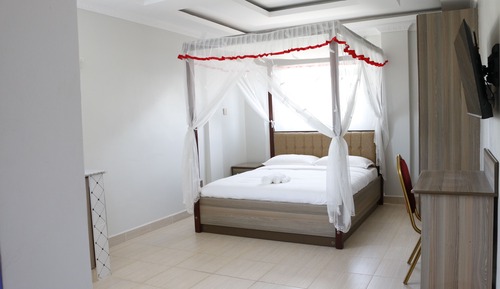 Superior Room, Garden View