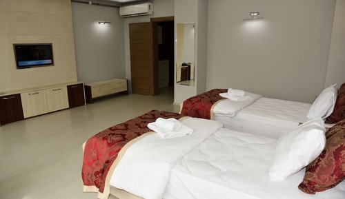 Family Suite, Balcony, City View