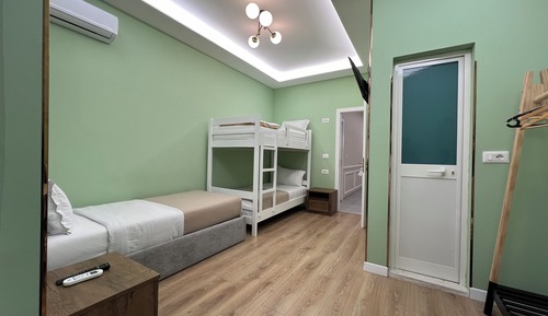 Classic Triple Room