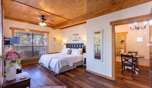 Duplex, Private Bathroom, Valley View (Hilltop Room)