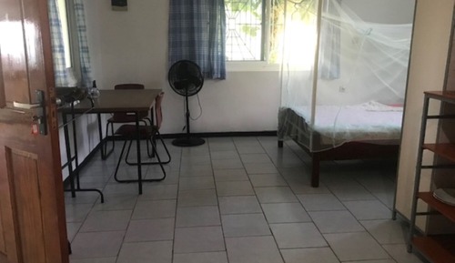 Deluxe Studio