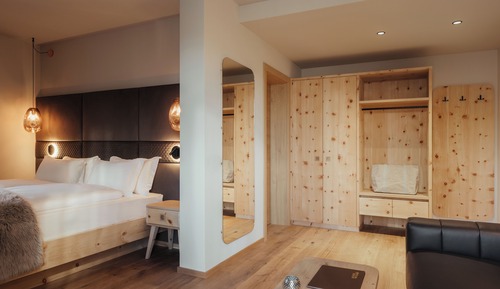 Junior Room