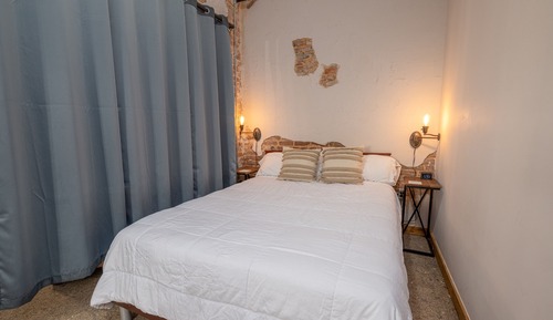 Hartwell Suites - Suite 2
