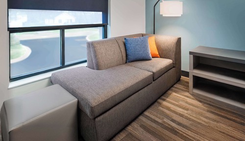 Room, 1 King Bed (Den Guestoom)