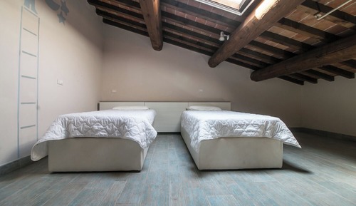 Comfort House, 2 Bedrooms, 2 Bathrooms, Garden Area