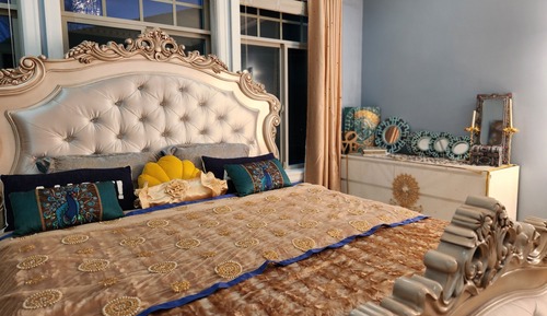Honeymoon Studio Suite
