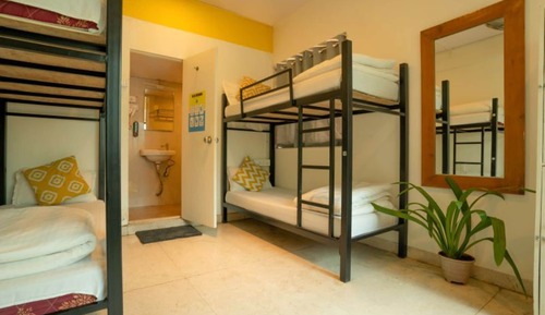 4 Bed Female Premium Dorm