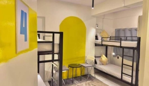 4 Bed Mixed Premium Dorm