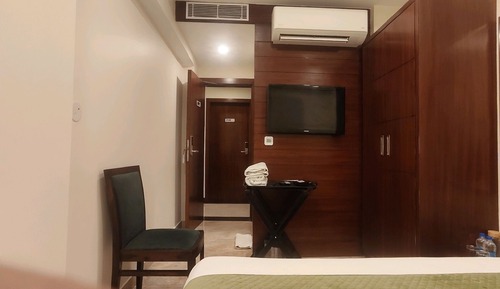 Standard Double Room, 1 Queen Bed