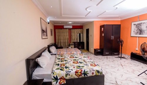 Premium Room