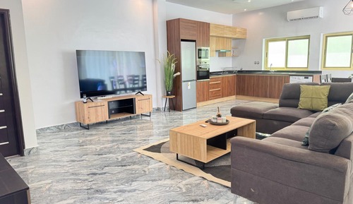 Family Apartment, 3 Bedrooms, Air conditioning, City View