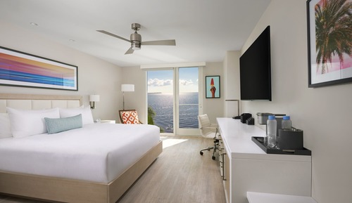 Premium Harbor View King
