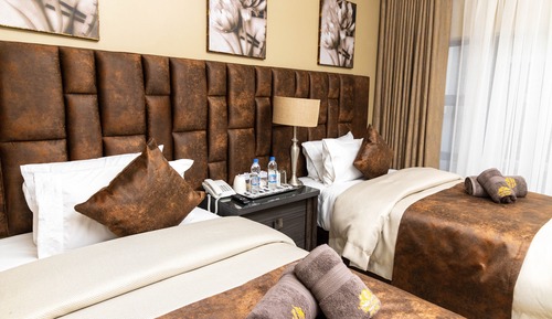 Luxury Twin Room