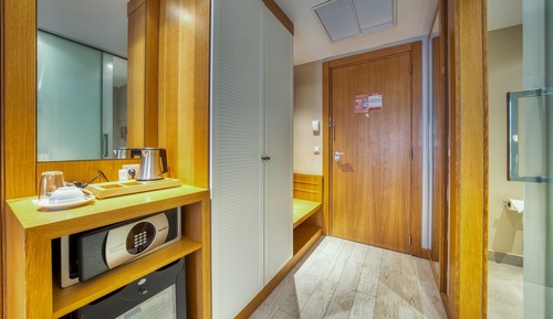 Superior Room, Garden View