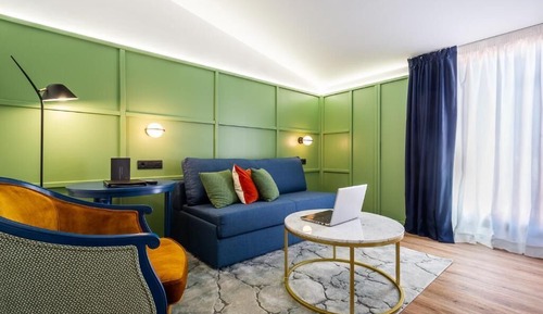 Deluxe Studio, 1 Double Bed with Sofa bed, Non Smoking