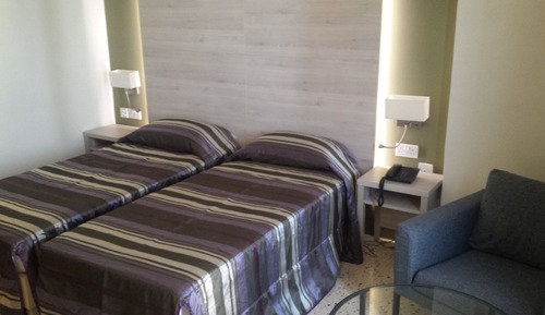 Superior Double or Twin Room (with 90 minute Harbour Cruise)