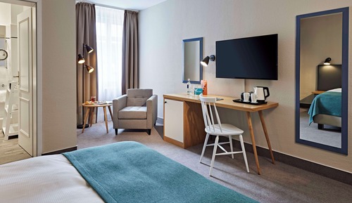 Room, Multiple Beds
