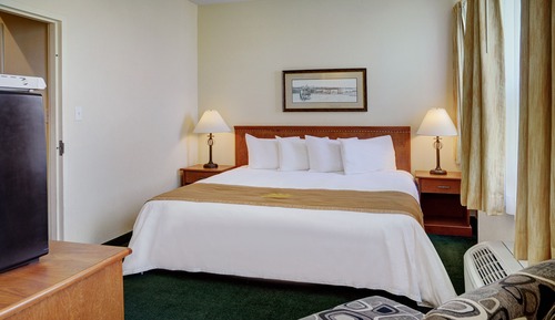 Standard Studio Suite, 1 Queen Bed